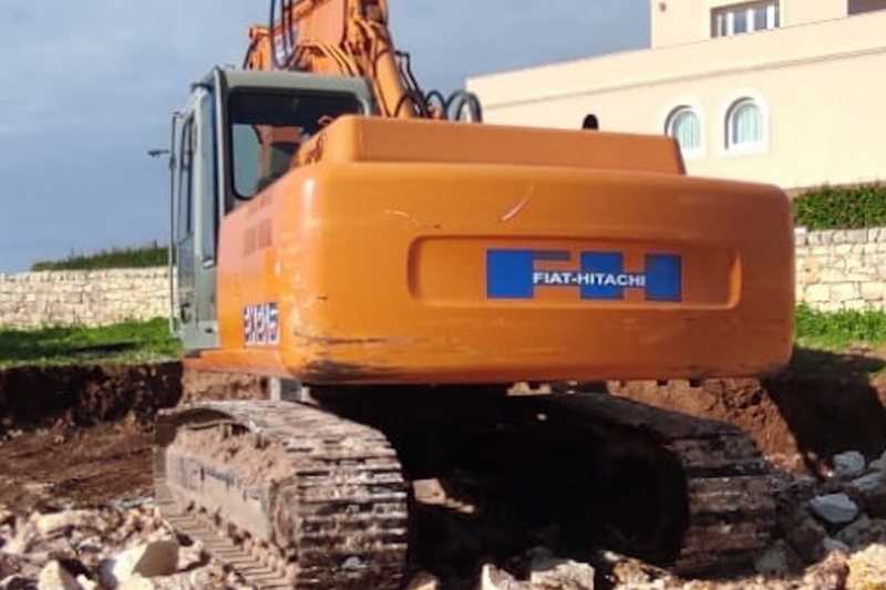 OmecoHub - Immagine FIAT HITACHI EX215